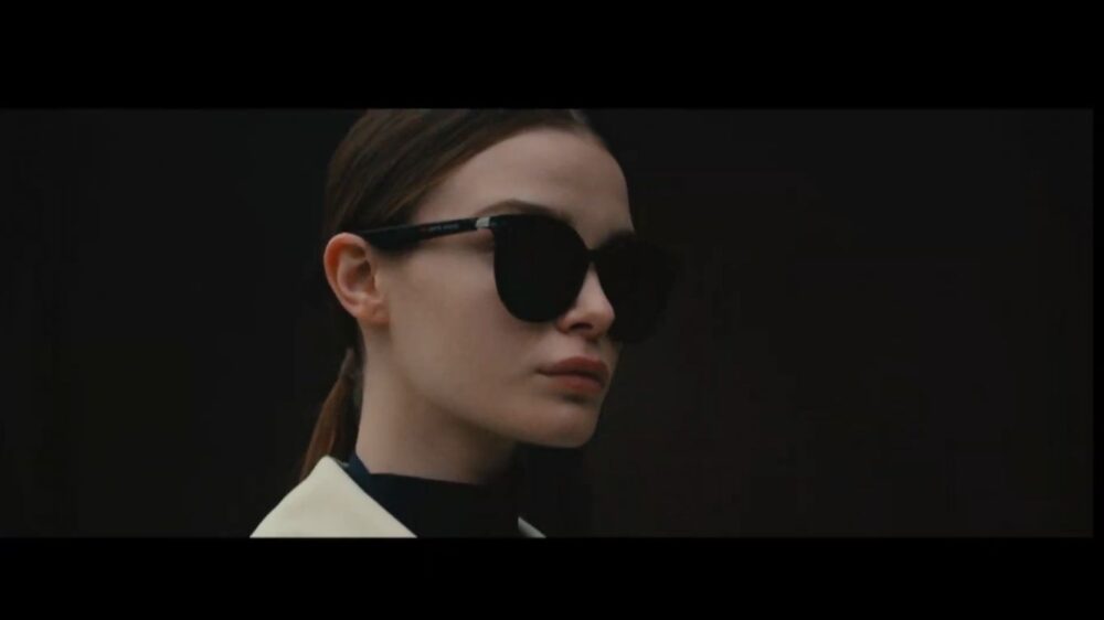 វ៉ែនតា​ ​បំពាក់​បច្ចេកវិទ្យា​ទំនើប​របស់​ ​Huawei​ ​មើលទៅដូចក្នុង​រឿង​ហូលី​វូដ​