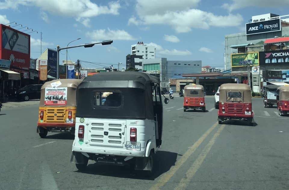 ឯកឧត្តម ស៊ុន ចាន់ថុល ថាអ្នកបើកកង់បីជាង90% មិនស្គាល់ច្បាប់ហេតុនេះ3ខែក្រោយត្រូវតែមានបណ្ណបើកបរ