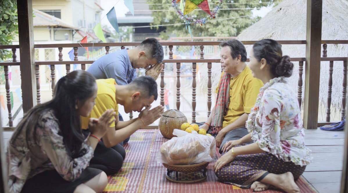 ទស្សនាវីដេអូអប់រំពីការប្រព្រឹត្តិខ្លួននាឱកាសបុណ្យចូលឆ្នាំ