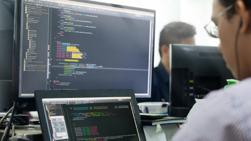 ​អ្នក IT ​នៅ​វៀតណាម ចង់​ប្ដូរ​ការងារ​ភ្លាមៗ​ ព្រោះ​រឿង​ប្រាក់​ខែ