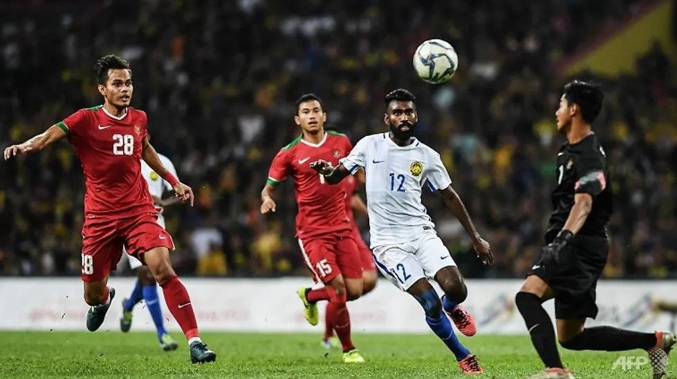 ហ្វី​លី​ពី​នលេង​ផ្លូវកាត់​៖ កំណត់​ប្រអប់​ក្នុង​ការ​ចាប់​ពូល​បាល់ទាត់​ស៊ី​ហ្គេម​ដើម្បី​ឱ្យ​ផុត​ពី​ក្រុម​ថៃ​