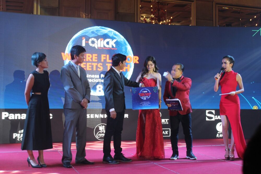 ក្រុមហ៊ុនi-Qlick marketing Co.,Ltd បានរៀបចំពិធីថ្លែងអំណរគុណដល់ដៃគូរអាជីវកម្ម និង ខួបគម្រប់8ឆ្នាំនៅសណ្ឋាគារ ណាហ្គាវើល