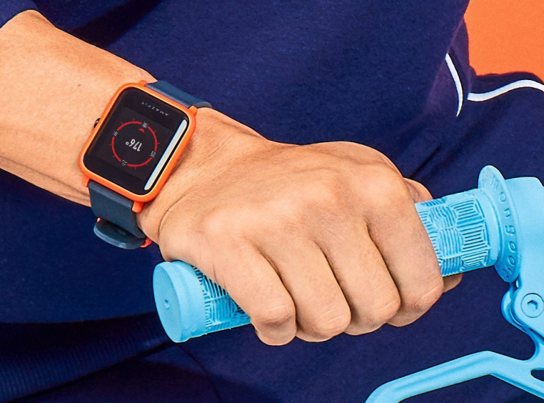 នាឡិកា​ Amazfit​ Bip​ ថ្ម​ខ្លាំង​ ប្រើ​បាន​ 1ខែពេញ​ តម្លៃ​តែ​ 70ដុល្លារ​ប៉ុណ្ណោះ​