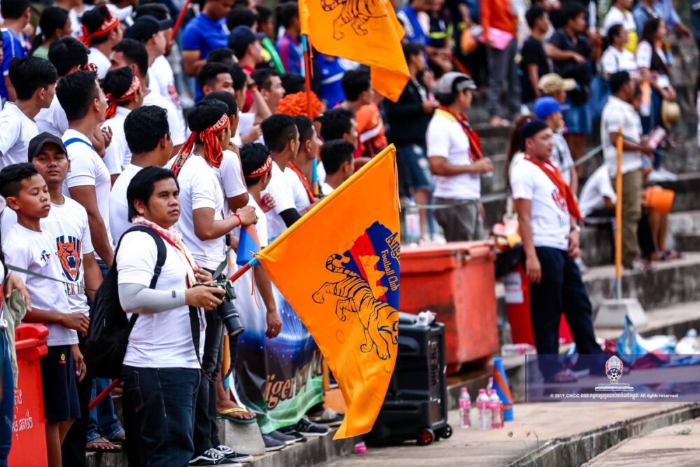 ម្ចាស់​ក្លិប​អង្គ​រថា​យហ្គឺរ​ ​ប៉​បែក​កំណត់ត្រា​ថ្មី​មួយទៀត​ហើយ​.​.​.​