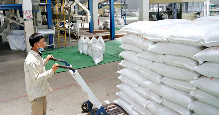 កម្ពុជា-ចិន​នឹង​ចុះ MOU នាំ​អង្ករ​ចេញ 40ម៉ឺន​តោន​ទៅកាន់​ទីផ្សារប្រទេស​ចិន