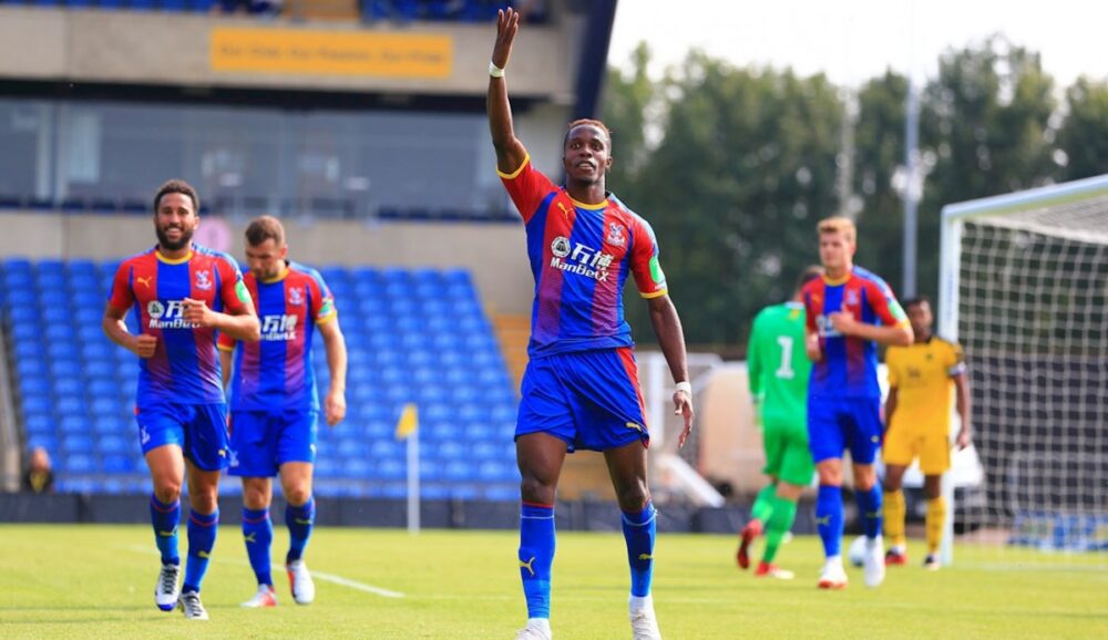 អតីត​នាយក​រដ្ឋមន្ត្រី​ថៃ​ ​ថា​ក់​ស៊ីន​ ​ស៊ី​ណា​វ៉ាត់​ត្រា​ ​គ្រោង​ជះ​លុយ​ទិញ​ផ្តាច់​យក​ក្លិប​ ​Crystal​ ​Palace​