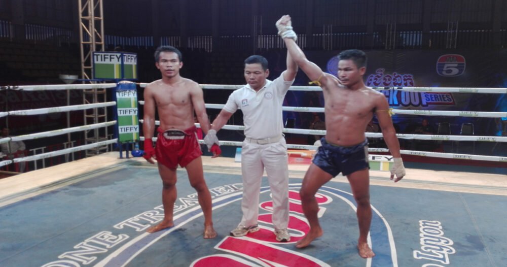 តែម​ ​ម៉ឺន​៖​ ​ប៉ុស្តិ៍​ទូរទស្សន៍​គ្មាន​សិទ្ធិ​កាត់ក្តី​លើ​គូ​ប្រដាល់​ទេ​