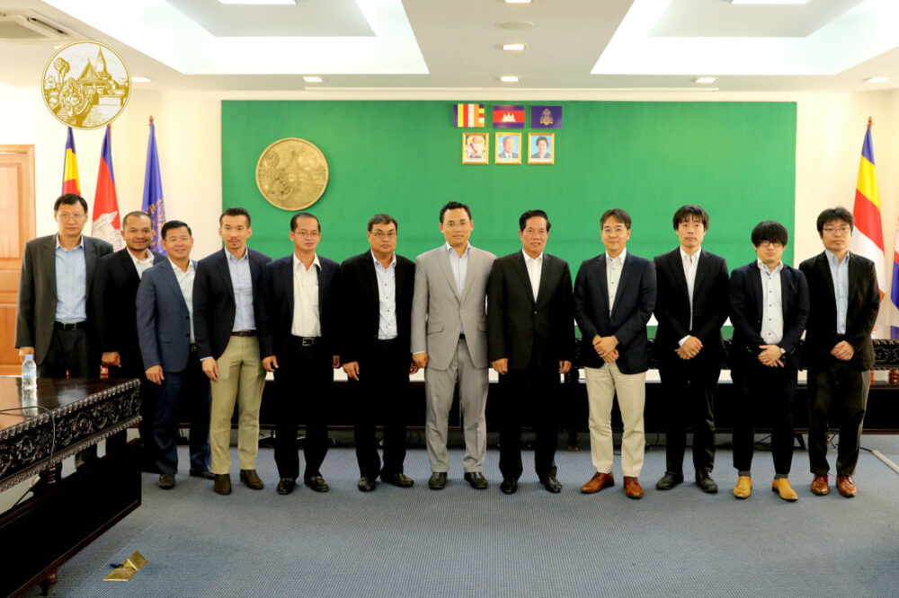 សាលា​រាជធានី​ភ្នំពេញ​ ​-​ ​អង្គការ​ ​JICA​ ​ចុះហត្ថលេខា​លើ​គម្រោង​អភិវឌ្ឍន៍​ប្រព័ន្ធ​ប្រឡាយ​លូ​ទឹក​កខ្វក់​នៅ​បឹង​ជើងឯក​