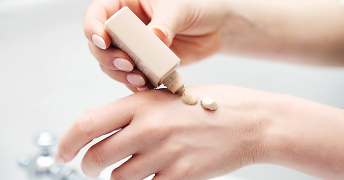 គួរធ្វើដូចម្តេចទើបមិនចាញ់គ្រឿងសម្អាង?