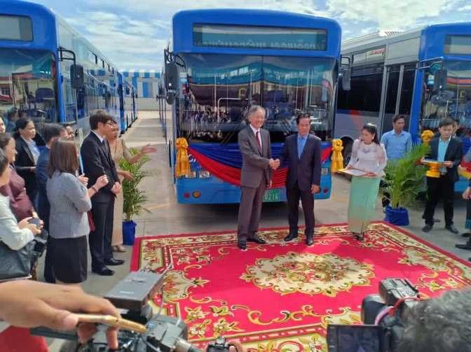 ​រដ្ឋបាល​រាជធានី​ភ្នំពេញ​ត្រៀម​ដាក់​ឱ្យ​ដំណើរការ​ផ្លូវ​អាទិភាព​មួយចំនួន​សម្រាប់​រថយន្តក្រុង​