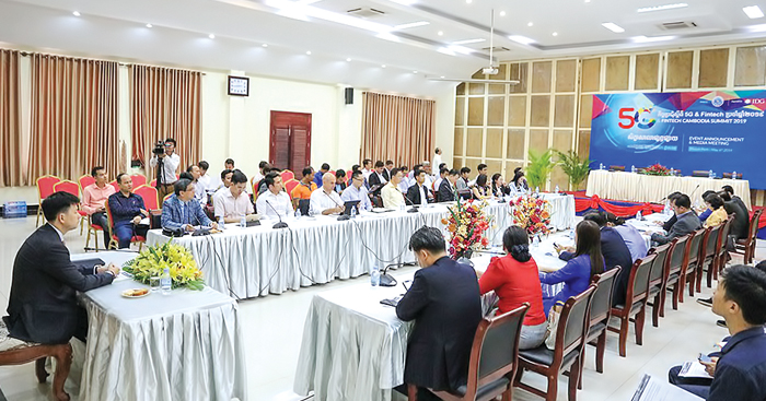 ប្រតិបត្តិ​ករ​បណ្តាញ​ទូរស័ព្ទ​សំ​ខាន់​ៗសាកល្បង​បណ្តាញ​ 5G​ នៅ​ឆ្នាំនេះ​