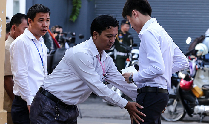 ប្រឡង​បាក់ឌុប​ឆ្នាំនេះ​ ​គ្មាន​អ្នកសង្កេតការណ៍​ទេ​ ​តែ​ការ​រឹត​បន្តឹង​ច្បាប់​នៅតែ​តឹងតែង​