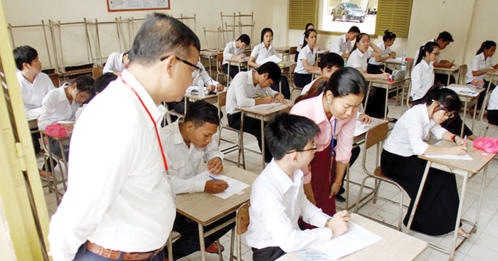 ជិត​ប្រឡង​បាក់ឌុប​ មិនបាច់​ទៅ​ស្រោចទឹក​ក៏​មាន​សង្ឃឹម​ជាប់​ដែរ​ ឱ្យ​តែ​អនុវត្ត​វិធីសាស្ត្រ​ទាំងអស់​នេះ​…