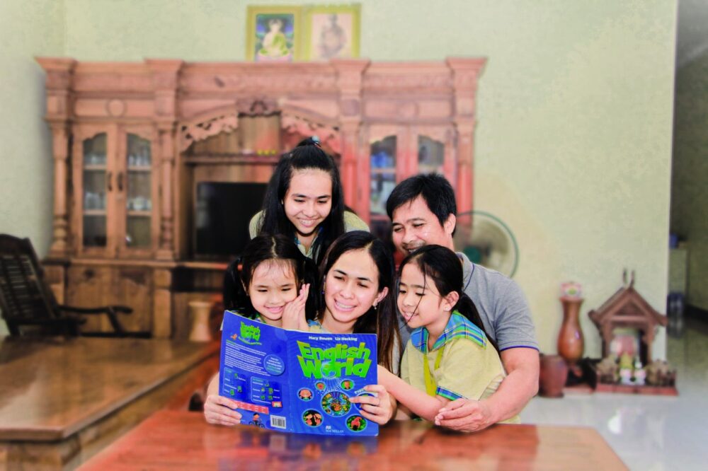 ចុះឈ្មោះ​បុត្រ​-ធីតា​ចូលរៀន​នៅ​វេស​ឡា​ញស្មើនឹង​សិក្សា​បាន​មួយ​គ្រួសារ​