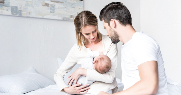 និយាយ​ជាមួយ​កូន​ ពេល​កូន​បៅ​ទឹកដោះ​ ធ្វើ​ឱ្យ​កូន​ស្រឡាញ់​យើង​ខ្លាំង​ឡើង​មែន​ឬ?