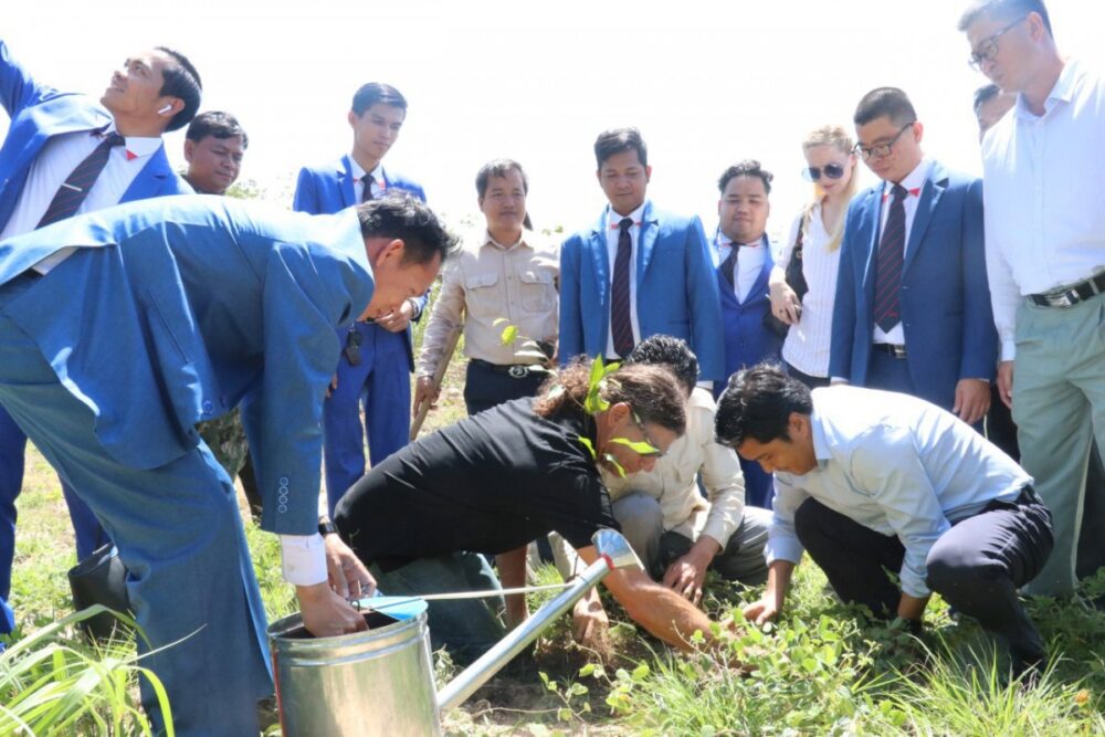 កម្មវិធី​សម្ពោធ​គម្រោង​ដើម​ម៉ៃសាក់​ក្រោម​កិច្ចសហការ​របស់​ក្រុមហ៊ុន​ ​CPL​ ​ខេម​បូ​ឌា​ ​ជាមួយ​ក្រុម​វិនិយោគ​ពី​ប្រទេស​អ៊ីស្រាអែល​