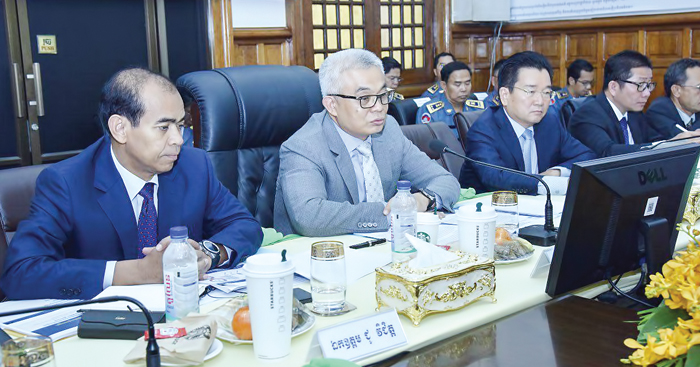 គយ​រកចំណូល​សរុប​បាន​ប្រមាណ​ជាង​ 5.9​ ទ្រី​លាន​រៀល​ក្នុង​ឆមាស​ទី1​ ឆ្នាំនេះ​