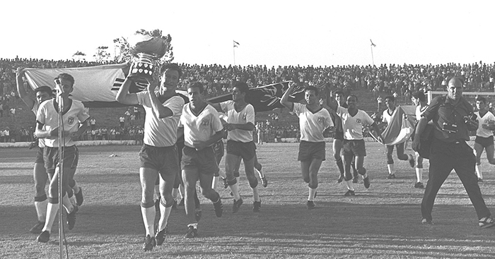 មានដឹងទេថា កម្ពុជា ធ្លាប់លេងពាន ASIAN CUP ដល់វគ្គផ្តាច់ព្រាត់?