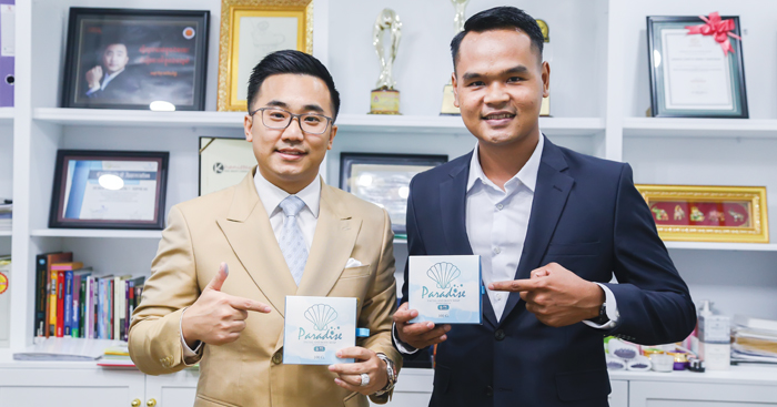 ក្រុមហ៊ុន​ Luxury​ Smile​ Beauty​ Group​ Co​., LTD​ ផ្តល់​សិទ្ធិ​ដល់​ក្រុមហ៊ុន​ Paradise​ Cosmetic​ ចែកចាយ​ផលិតផល​ផ្តាច់​មុខ​ក្នុង​ទីផ្សារ​