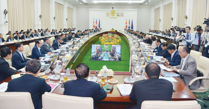 គម្រោងវិនិយោគសាធារណៈឆ្លើយតបទៅនឹងផែនការយុទ្ធសាស្ត្រអភិវឌ្ឍន៍ជាតិ និងកំណើនម៉ាក្រូសេដ្ឋកិច្ច