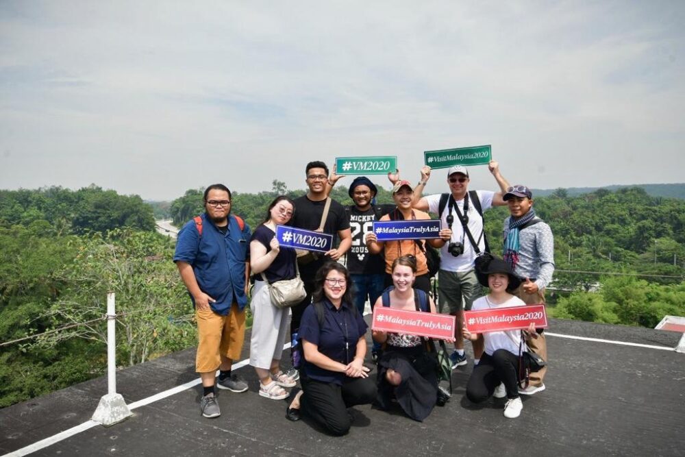 Penang​ ​ជាទី​ក្រុង​ដី​កោះ​ ​ក៏​មាន​សក្តា​នុ​ពល​ទេសចរណ៍​ធម្មជាតិ​ ​និង​វប្បធម៌​ចម្រុះ​ ​របស់​ម៉ាឡេស៊ី​ ​(​Photo​ ​inside​)​