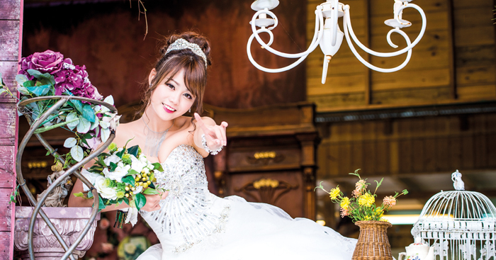 គ្រឿងអលង្ការដ៏ភ្លឺចែងចាងសម្រាប់ថ្ងៃដ៏វិសេស