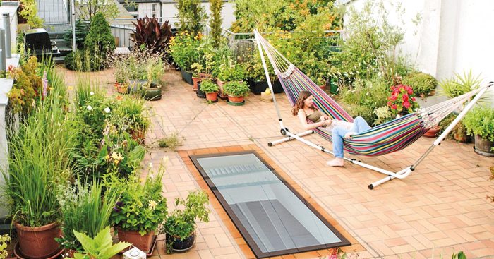 សួនច្បារ​ក្នុង​ផើង​ជម្រើស​របស់​អ្នក​ដែល​មាន​ទីធ្លា​តិច​ឬអ្នក​ស្នាក់នៅ​ផ្ទះល្វែង​ជាន់លើ​