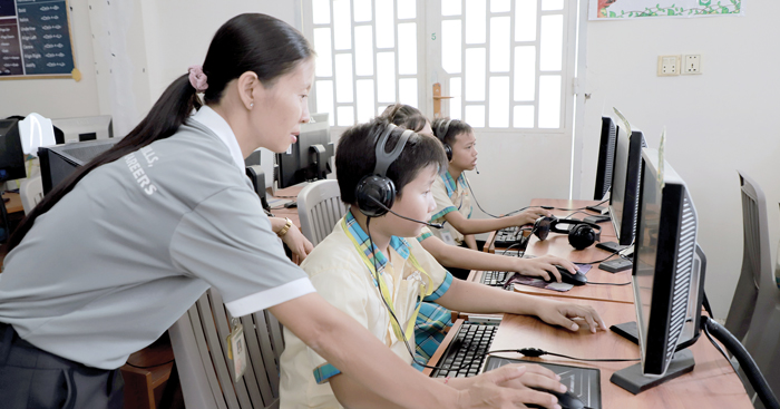 សាលារៀនវ៉េស្ទឡាញន៍អភិវឌ្ឍខ្លួនជាសាលារៀនសតវត្សរ៍ទី21…