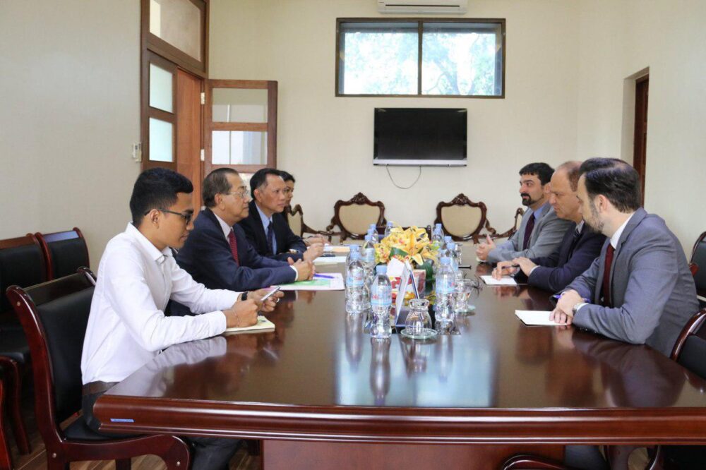 ទូតអាល្លឺម៉ង់ថ្មី ប្តេជ្ញាបន្តពង្រឹងកិច្ចសហប្រតិបត្តិការអភិវឌ្ឍន៍ជាមួយកម្ពុជា