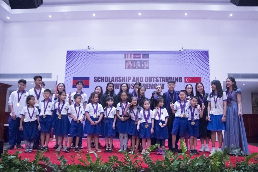 សិស្សសាលា Kent Ridge ជាច្រើនទទួលជោគជ័យក្នុងការសិក្សានៅឆ្នាំថ្មីនេះ