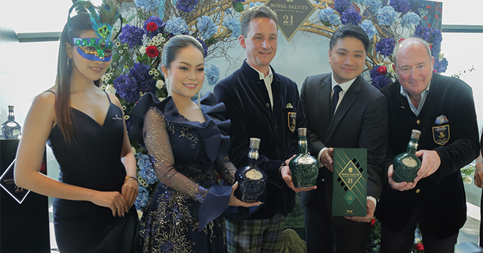 ​ROYAL​ ​SALUTE​ ​THE​ ​MALTS​ ​BLEND​ ​21​ ​ឆ្នាំ​ ​ប្រកាសសម្ពោធ​​ជាលើកដំបូង​នៅ​កម្ពុជា​