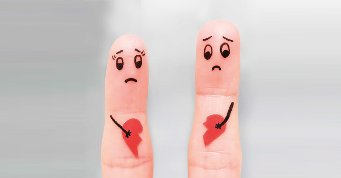 6 វិធី​ក្នុង​ការ​លែងដៃ​ ពី​មនុស្ស​ដែល​អ្នក​ស្រឡាញ់​…