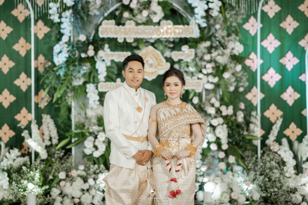 ញាក់សាច់!! អាពាហ៍ពិពាហ៍ តារាសម្ដែង ណាត់ បូរី ហ៊ឺហាអលង្ការមិនចាញ់អ្នកភ្នំពេញ