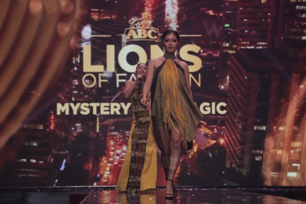 កម្មវិធី​រាត្រីសមោសរ​ ​ABC​ ​Lions​ ​of​ ​Fashion​ ​អបអរសាទរ​អ្នក​ច្នៃ​ម៉ូដ​ ​និង​អ្នកបង្ហាញ​ម៉ូដ​ដ៏​លេចធ្លោ​នៅ​កម្ពុជា​ ​