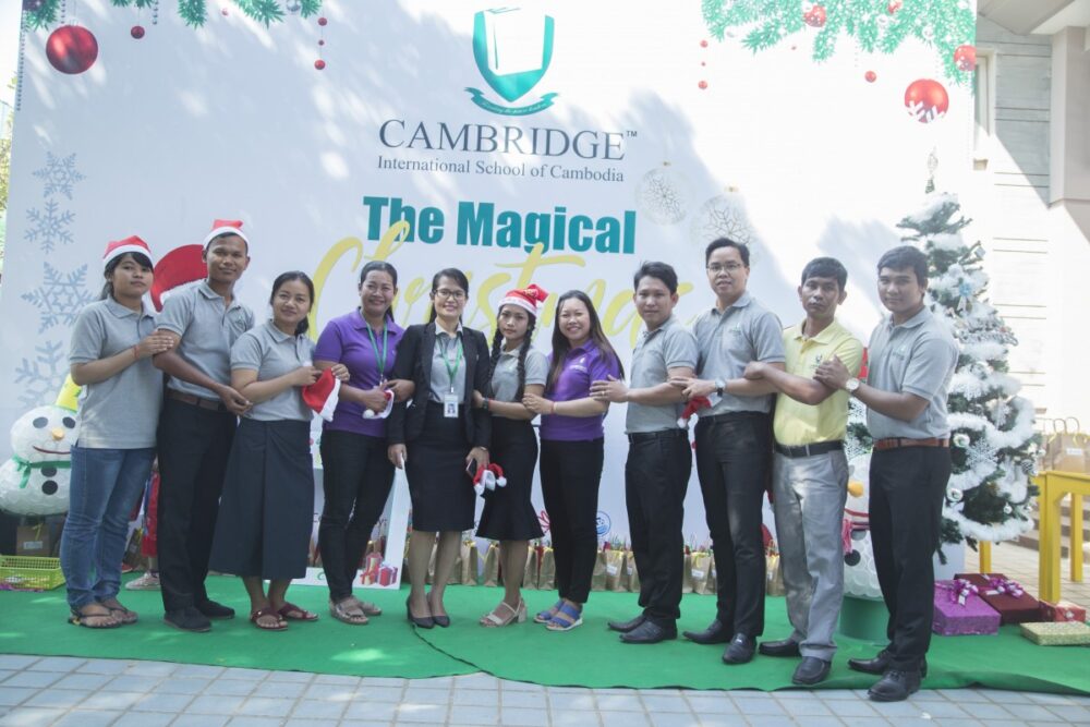 Cambridge​ ​បង្កើត​កម្មវិធី​ ​Christmas​ ​បង្កើន​ភាព​រីករាយ​ ​និង​ថាមពល​ដល់​សិស្សានុសិស្ស​