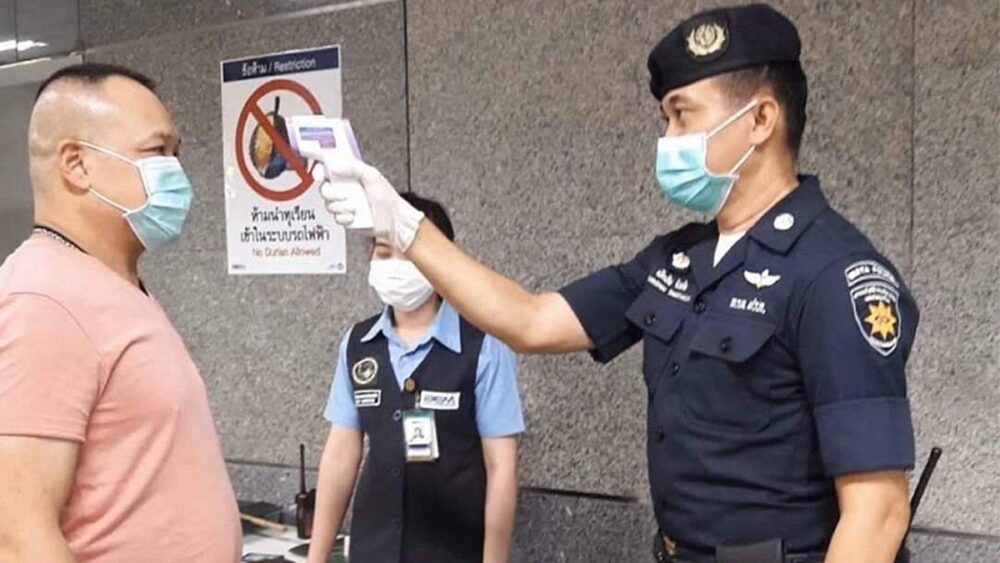 វីវរហើយ!! លទ្ធផលវិភាគ បង្ហាញច្បាស់ថា វិធានការពិនិត្យរកអ្នកឆ្លងមេរោគ COVID-19 នៅតាមអាកាសយានដ្ឋានទូទាំងពិភពលោក “បរាជ័យ” ពិនិត្យមិនឃើញអ្នកផ្ទុកមេរោគជាងពាក់កណ្ដាល!