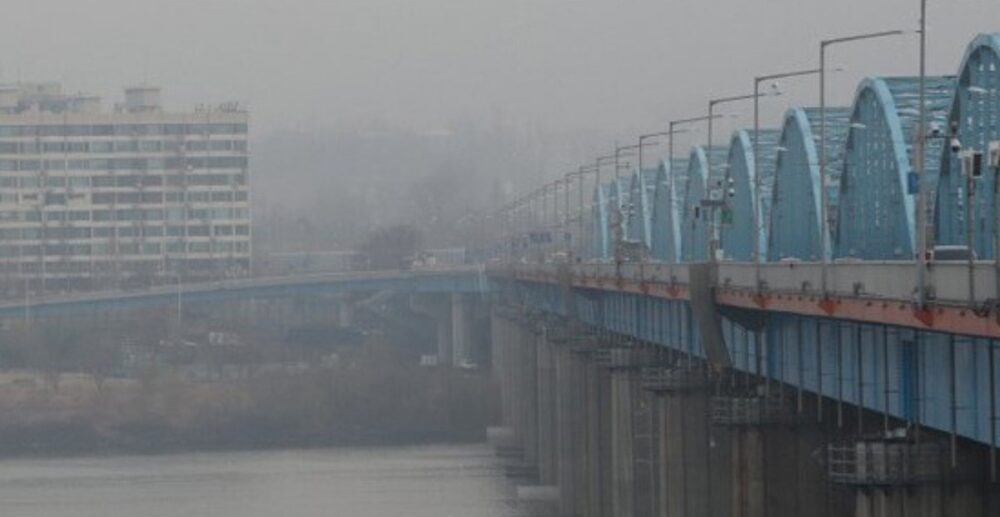 បុគ្គលិក​ប្រឆាំង​អាសន្នរោគកូរ៉ូណា Covid-19 លោត​ចូល​ទន្លេ​ធ្វើ​អត្តឃាត