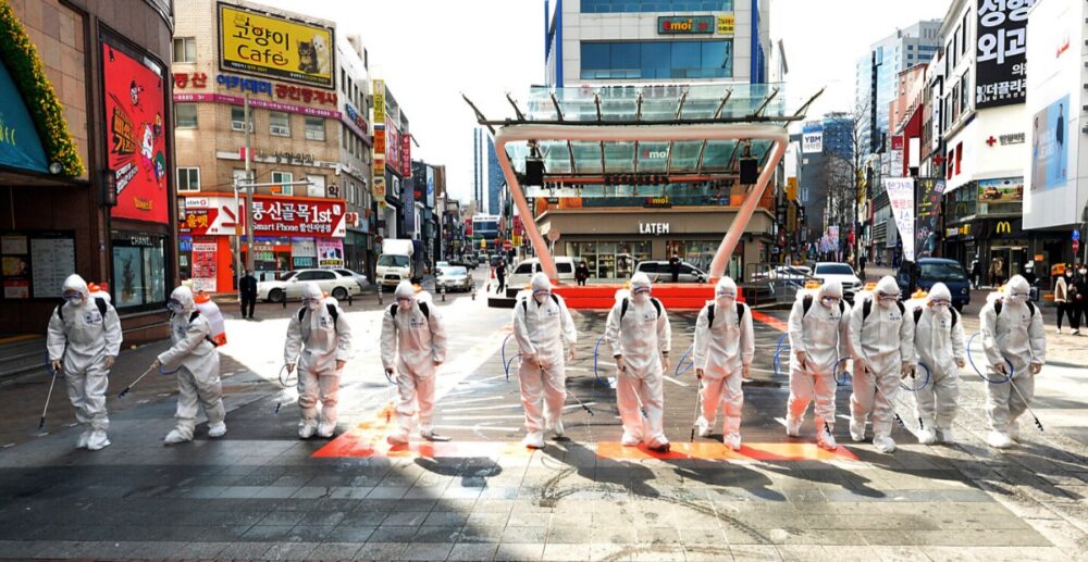 Covid-19៖ កូរ៉េខាង​ត្បូង​រក​ឃើញ​អ្នក​ផ្ទុក​មេរោគ​ Covid-19 ជិត​600​នាក់នៅ​ក្នុង​ថ្ងៃ​នេះ ខណៈ​អ្នក​ជំងឺ​សរុប​ឡើង​ដល់​…