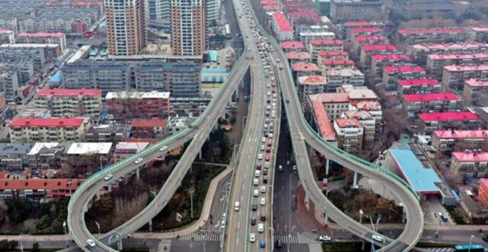 ទីក្រុង ជីណាន រស់ឡើងវិញ មានរថយន្តពេញផ្លូវថ្នល់ មនុស្សម្នាវិលមកធ្វើការវិញ