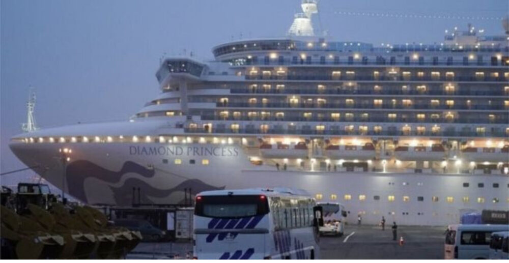 ទូរទស្សន៍ជប៉ុន រាយការណ៍ថា អ្នកដំណើរក្នុងនាវាទេសចរណ៍ “ស្លាប់” 2នាក់ហើយ ដោយសារវីរុស Covid-19