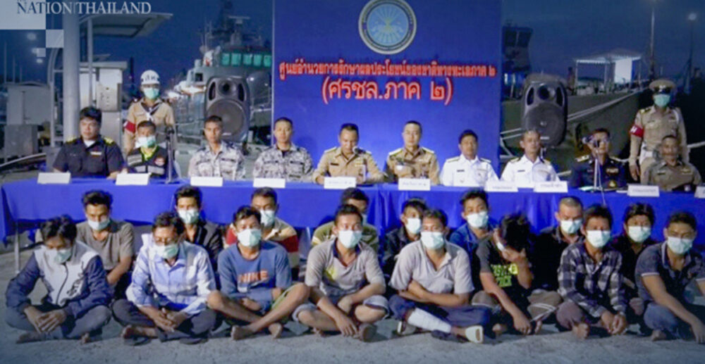 ថៃនាំ​ខ្លួន​ជនជាតិ​វៀត​ណាម​21នាក់​ទៅ​កាន់​មូលដ្ឋាន​ទ័ព​ ដើម្បី​ពិនិត្យ​រក​មេរោគ​កូរ៉ូណា