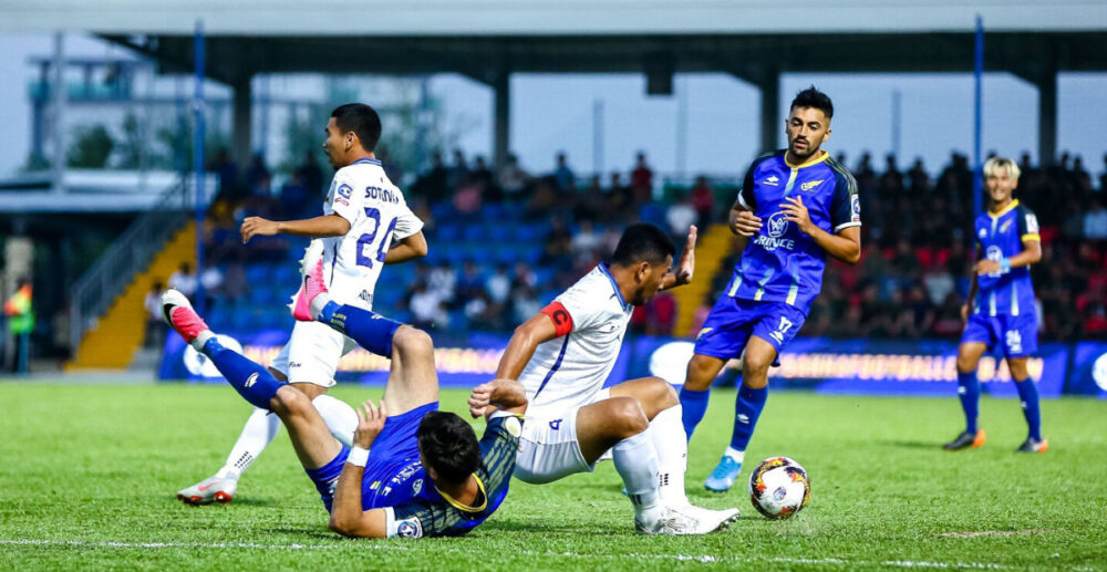 ព្រះខ័នរាជស្វាយរៀង និងភ្នំពេញក្រោន បង្ហាញភាពលេចធ្លោ នា​សប្តាហ៍​​បើក​​ឆាក​លីក​​កំពូល​​កម្ពុជា