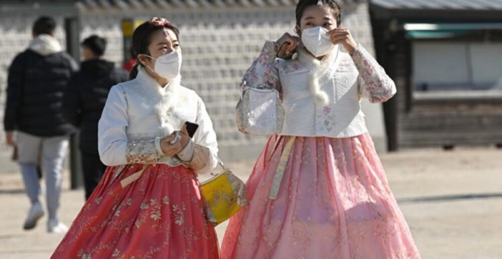 កូរ៉េខាងត្បូងដាក់ពន្ធនាគារច្រើនឆ្នាំ ចំពោះជនដែលឆ្លៀតឱកាសដំឡើងថ្លៃម៉ាស់