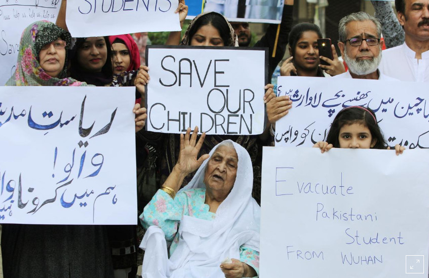 ប្រជាពលរដ្ឋប៉ាគីស្ថាន ធ្វើបាតុកម្មទាមទារឱ្យរដ្ឋាភិបាលជម្លៀសនិស្សិតរបស់ប្រទេសនេះ ចេញពីស្រុកចិន