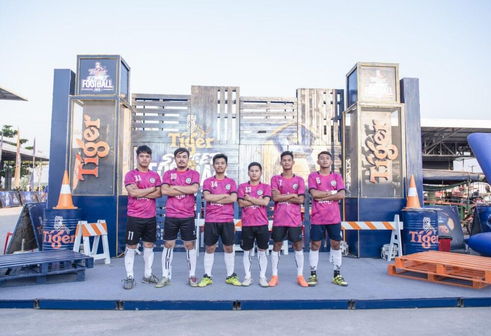 ព្រឹត្តិការណ៍ Tiger Street Football 2020 មណ្ឌលតាកែវរសៀលនេះ រកឃើញក្រុមខ្លាំង៨ក្រុមបន្តដណ្តើមកៅអីឆ្ពោះទៅកាន់វគ្គផ្តាច់ព្រ័ត្រ
