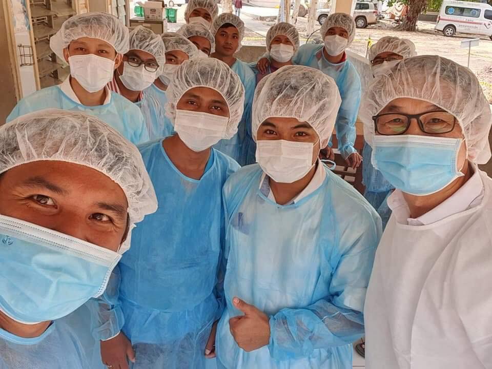 គិតមកដល់ពេលនេះគ្រូពេទ្យខ្មែរបានព្យាបាលអ្នកជំងឺកូវីដ-19 ជាសះស្បើយចំនួន 23នាក់