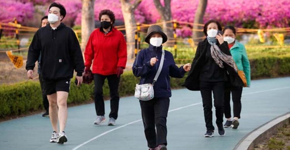 កូរ៉េខាង​ត្បូង​៖ ជាលើក​ដំបូង​ដែល​មិន​មាន​​ករណី​ឆ្លង​​COVID-19ថ្មី​​ក្នុង​ស្រុក​ ក្រោយ​ចំណាយ​​ពេលអស់​​2​ខែ​ក្នុង​ការ​ធ្វើ​ “សង្គ្រាម​ជីវសាស្ត្រ”