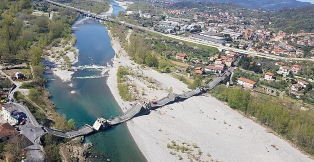 បាក់ស្ពានវែង​មួយ​នៅ​អ៊ីតាលី