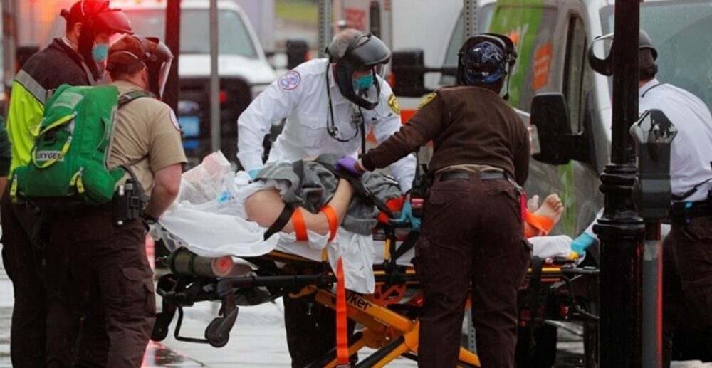 ជិត​1លាន​នាក់​បាន​ឆ្លង​ COVID-19 នៅ​សហរដ្ឋ​អាមេរិក​ ខណៈ​អាជីវ​កម្ម​មួយ​ចំនួន​បាន​បើក​ដំណើរ​ការ​ឡើង​វិញ