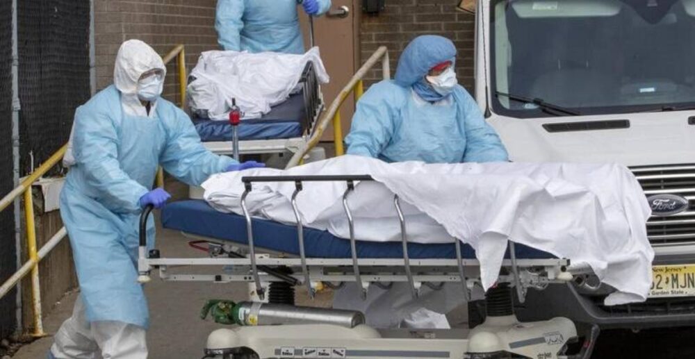 សហរដ្ឋ​អាមេរិក​៖ ជាង​61,000​នាក់​ស្លាប់​ដោយ​សារ​COVID-19! សេដ្ឋ​កិច្ច​ដាំ​ក្បាល​ចុះ​ខ្លាំង​